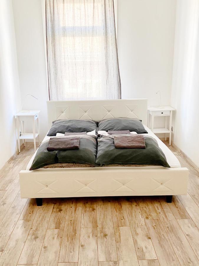 Luxury Apartment In The Centre Ac Parking Garden Βουδαπέστη Εξωτερικό φωτογραφία