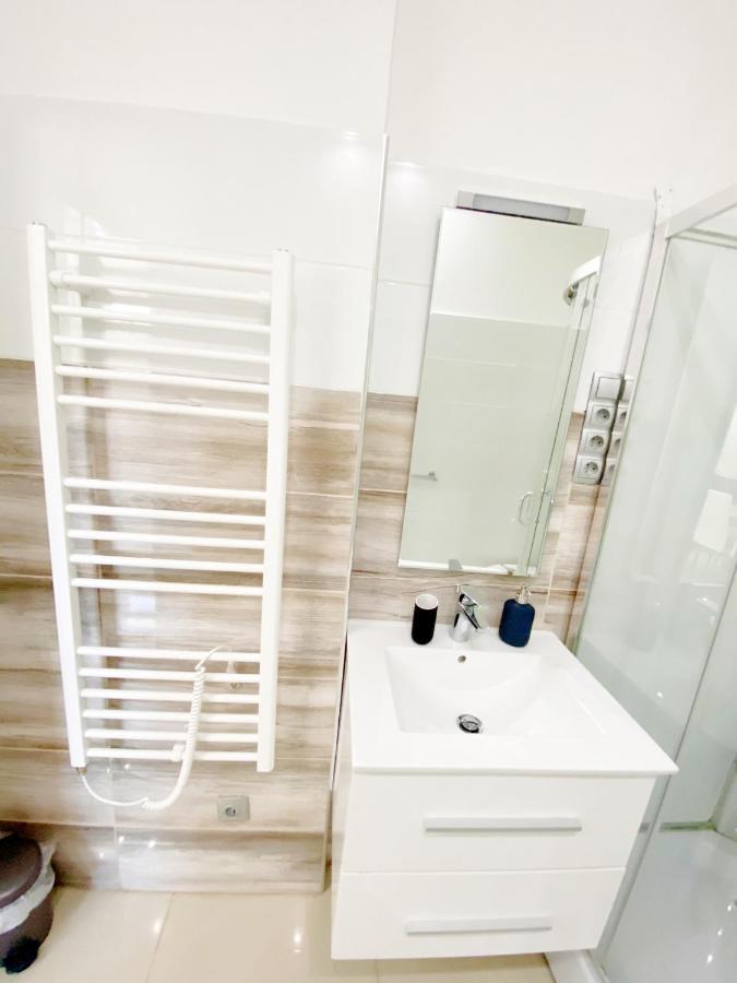 Luxury Apartment In The Centre Ac Parking Garden Βουδαπέστη Εξωτερικό φωτογραφία